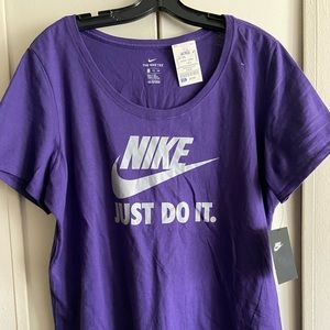 *Brand New* 5 Plus Size Nike Women’s T-shirts